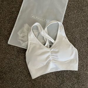 alphalete amplify bra